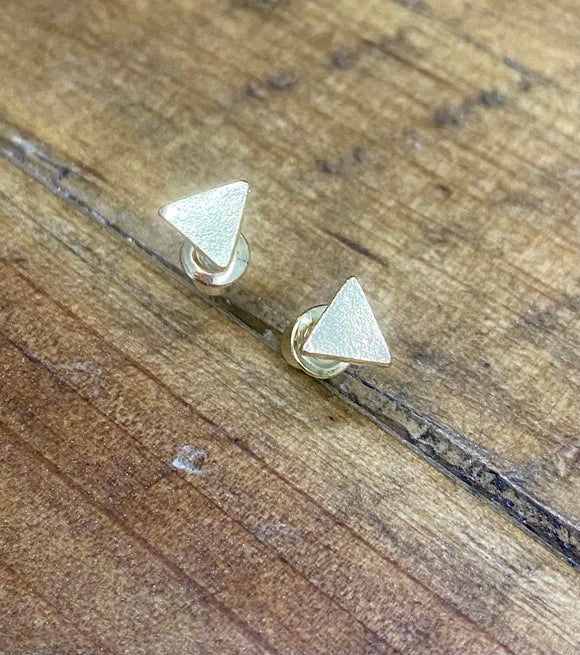 Gold Stud Earrings 10